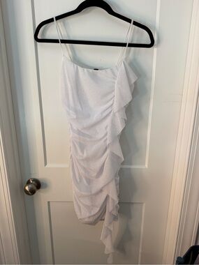 Windsor White Sparkly Homecoming Winter Formal Dress M